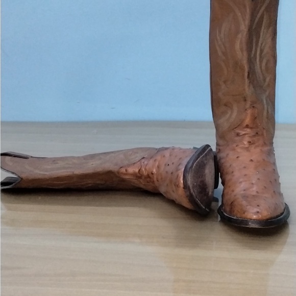 Justin Boots Brown Leather Cowboy Boots - Picture 4 of 5